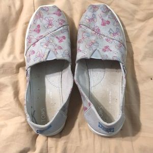 3/$15 Toms Youth Butterfly Slip-ons!
